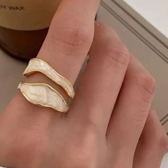 NEW 14K Gold Filled Geometric Adjustable Ring NWOT - Picture 1 of 4